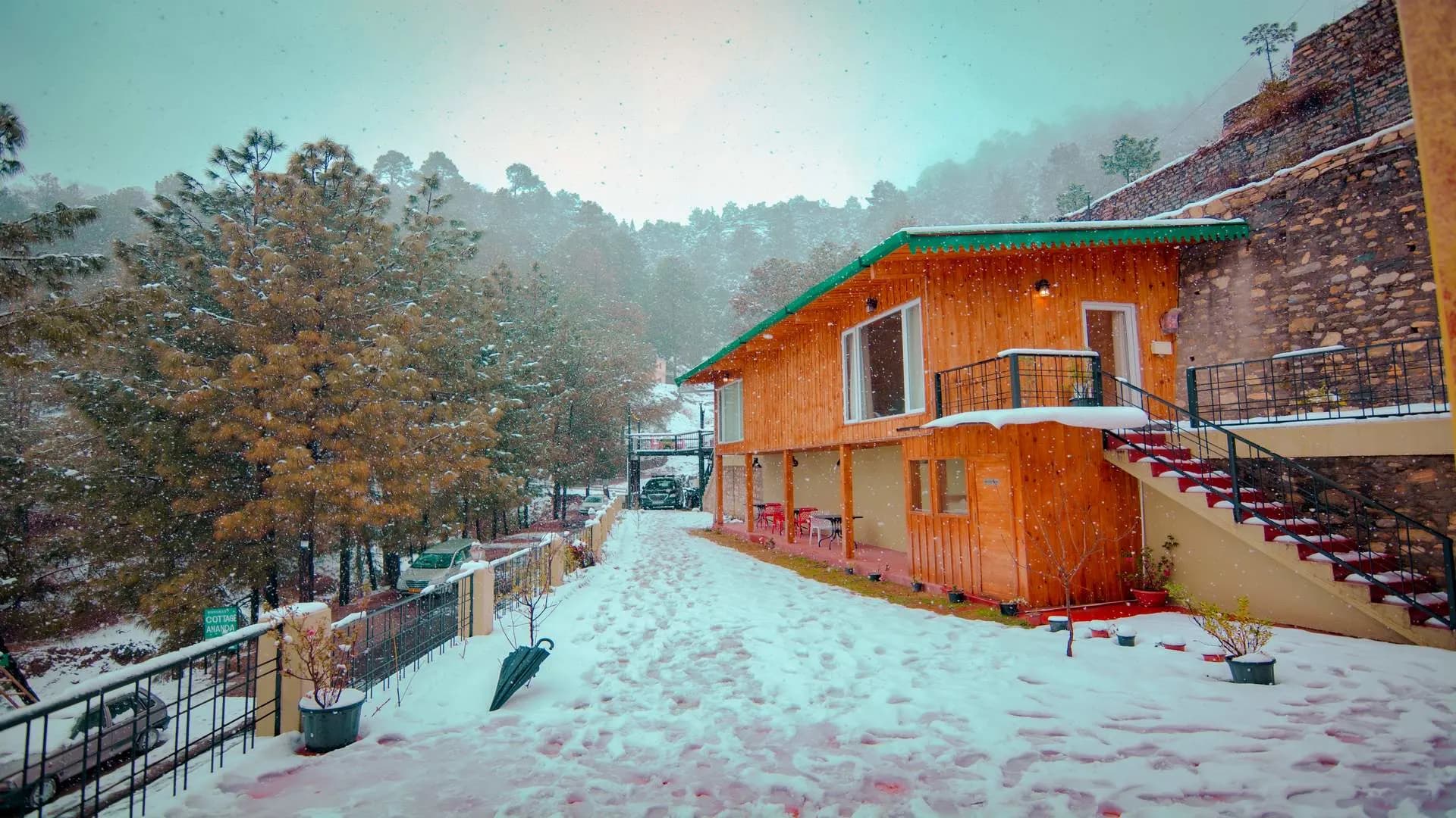 The Himalayan Living - Uttarakhand